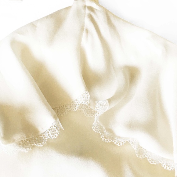 ALICE + OLIVIA "Monet" Ruffled Silk Halter Top NWT - Picture 6 of 16